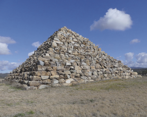 Ballandeans Pyramid