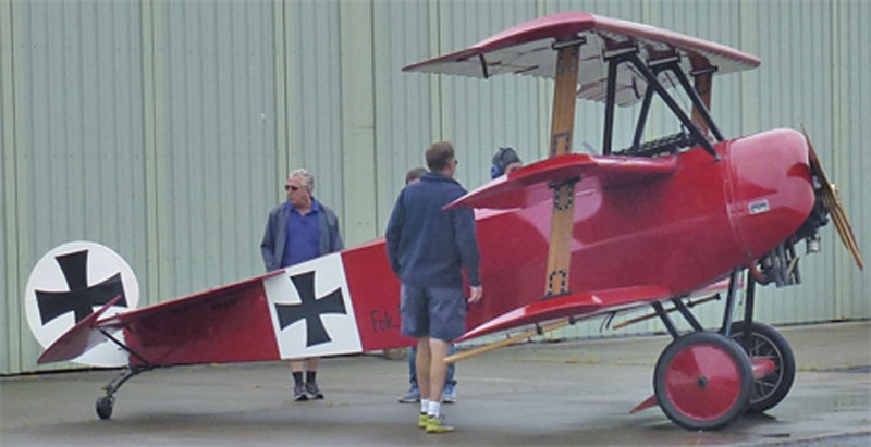 P1090990_red.jpg